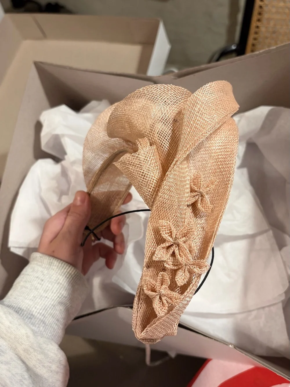 CUSTOM KENTUCKY DERBY FASTENER HAT / HEADPIECE